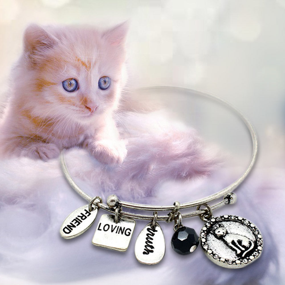 Perfect Bracelet to showcase your purrfect love